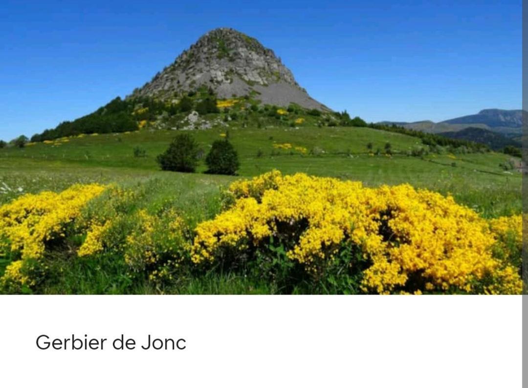 Gite Le Gravier En Haut De Villa Proche De La Dolce Via Arcens Екстер'єр фото